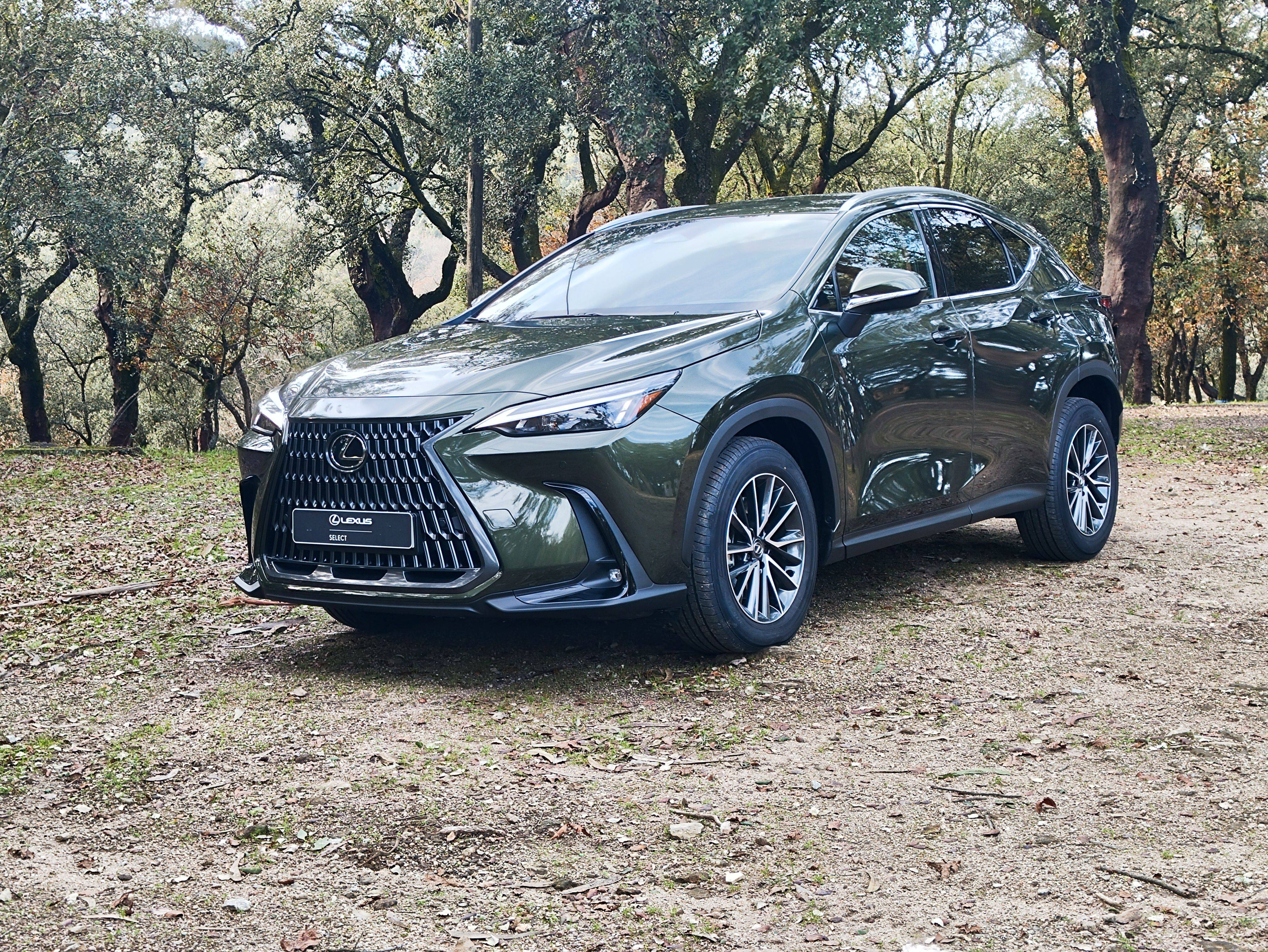 LEXUS NX 21-24 NX 450h+ Executive