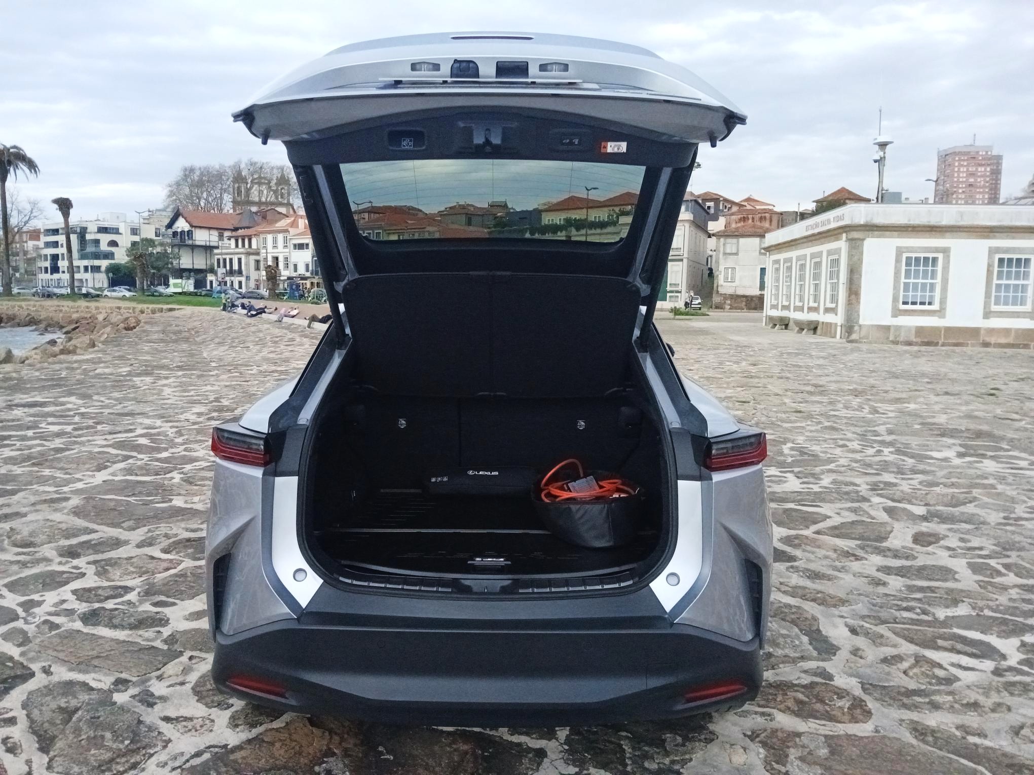 LEXUS RZ 450E RZ 450e Premium + Mala El�trica (Monotone)
