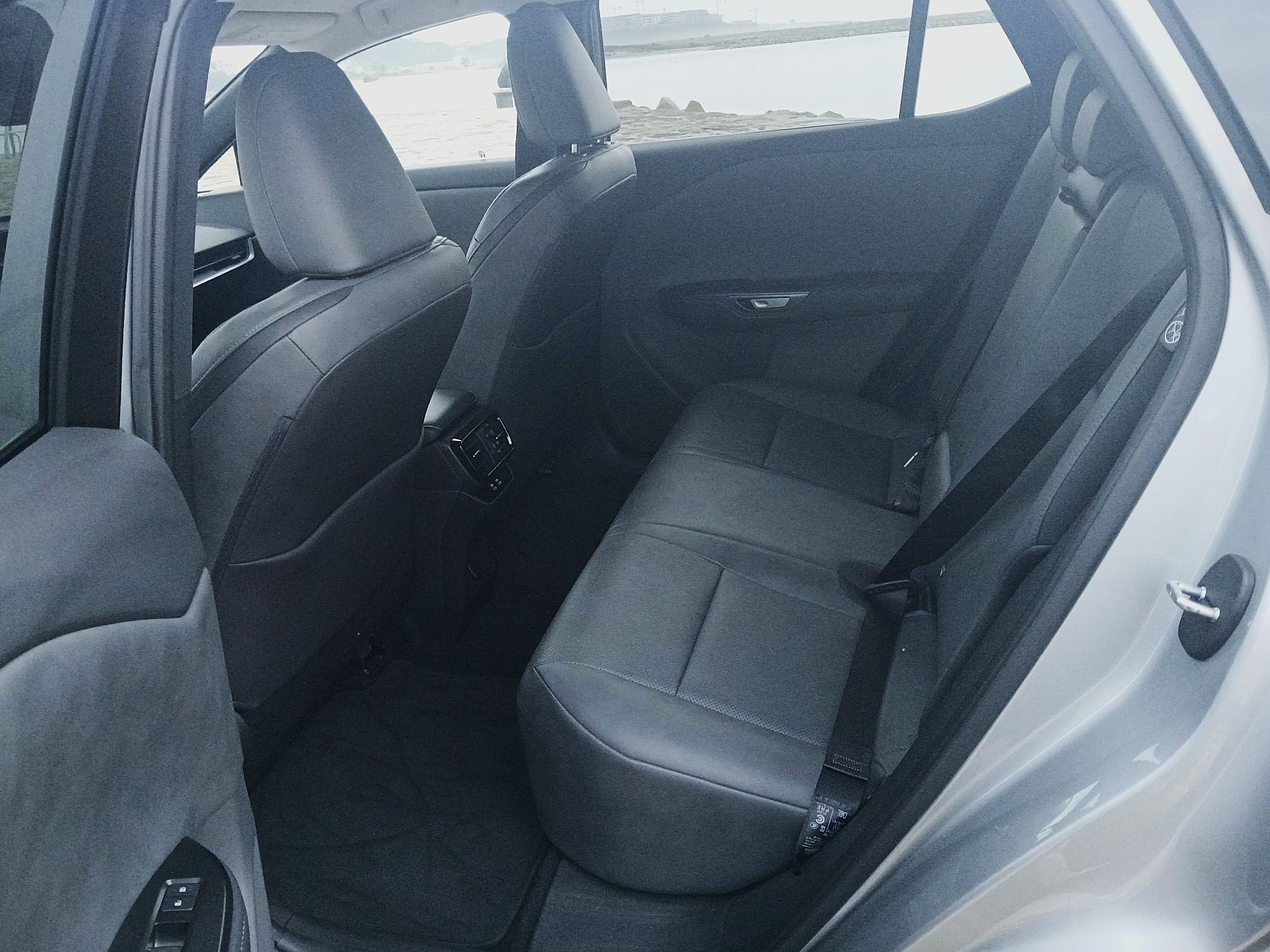 LEXUS RZ 450E RZ 450e Premium + Mala El�trica (Monotone)
