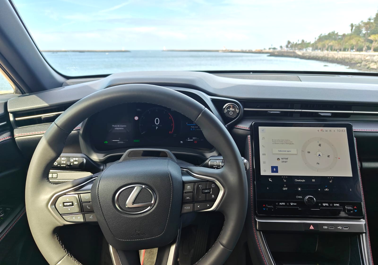 LEXUS LBX EMOTION