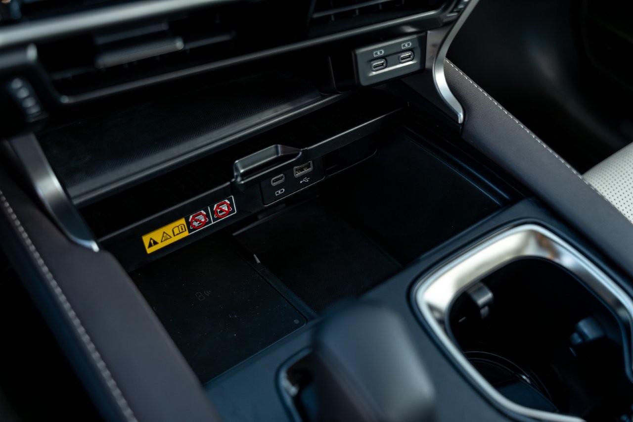 LEXUS RX 450H+ RX 450h+ Luxury