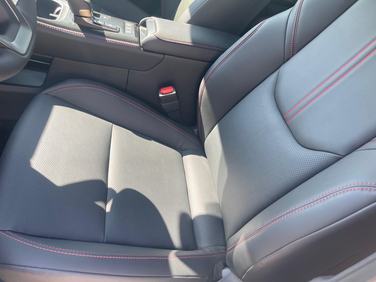 LEXUS LBX ELEGANT