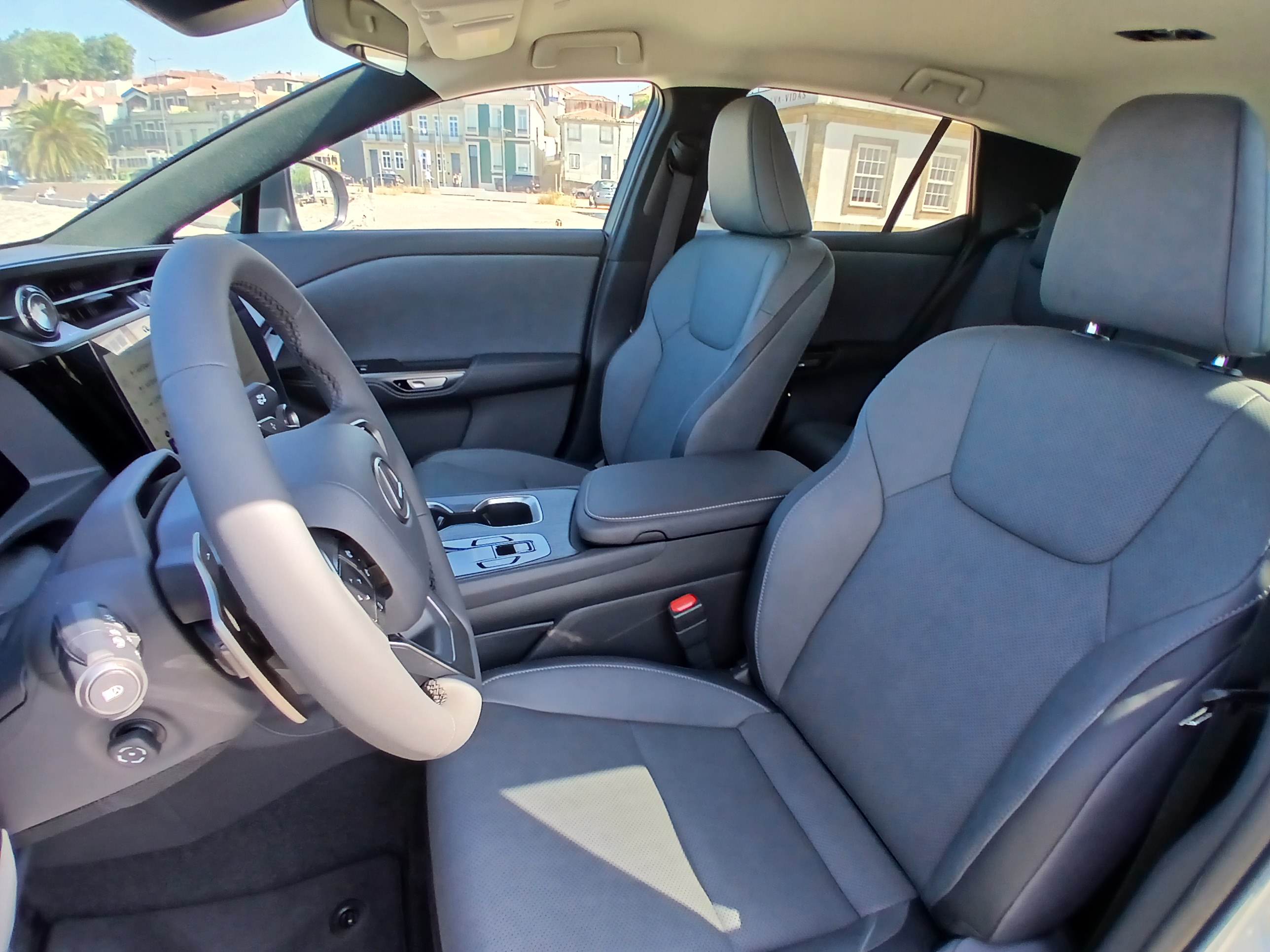 LEXUS RZ 300E RZ 300e Premium