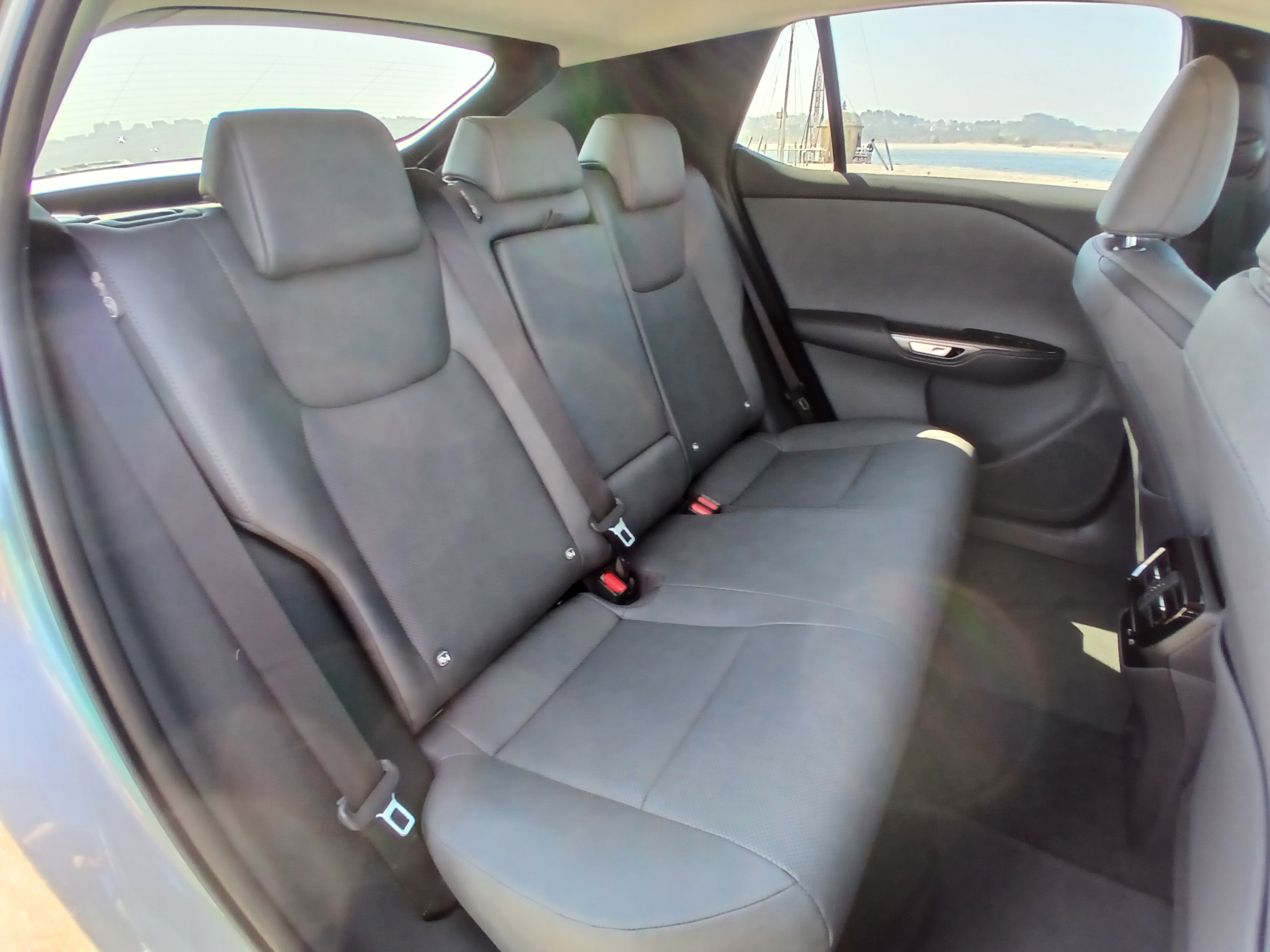 LEXUS RZ 300E RZ 300e Premium