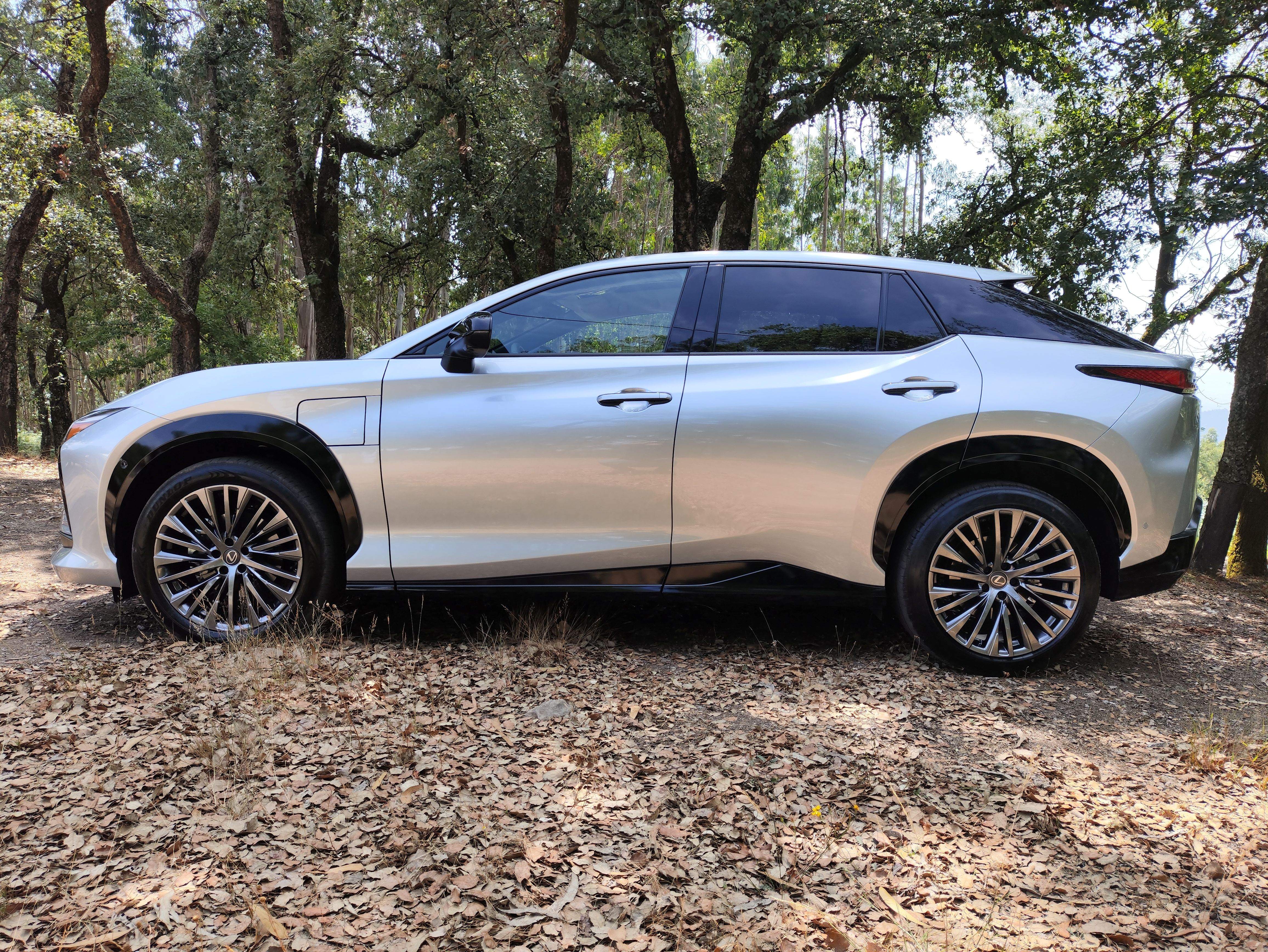 LEXUS RZ 350E RZ 350e Luxury